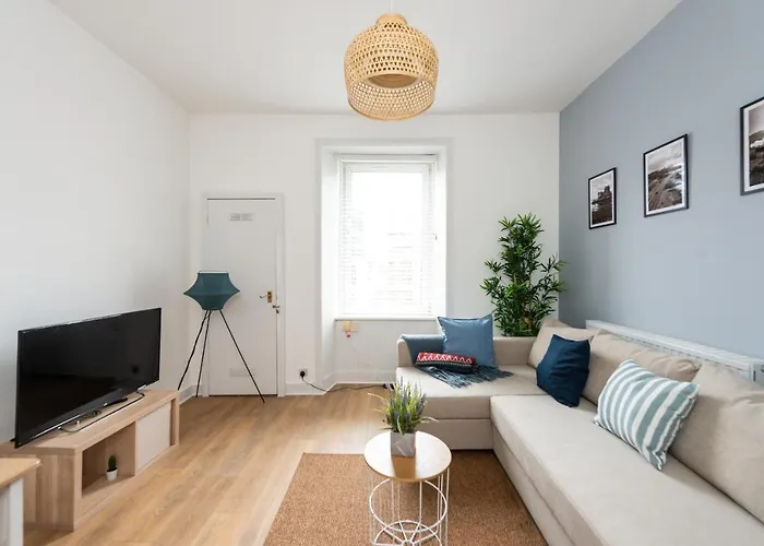 דירה Lovely 1-bedroom In