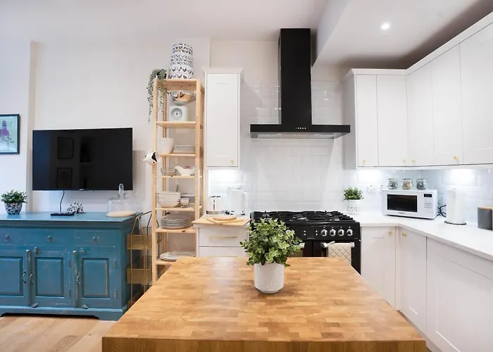 Meadowbank 3-bed * Edinburgh