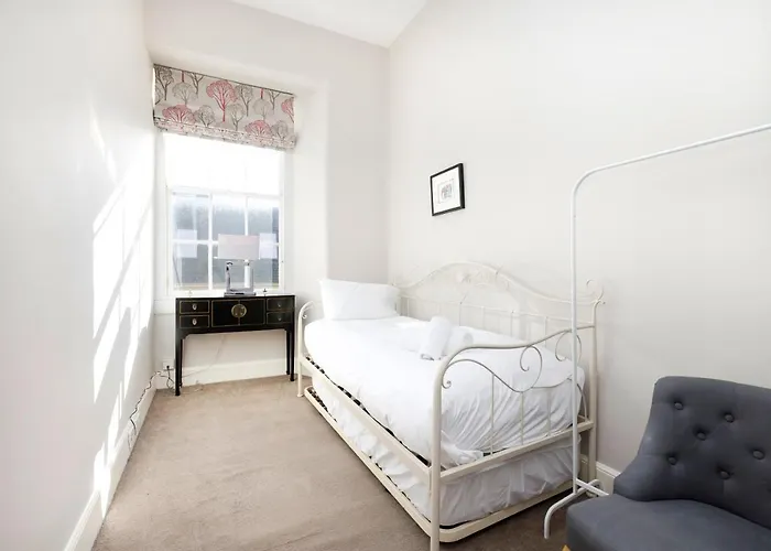 Joivy Contemporary Flat In The New Town Διαμέρισμα *