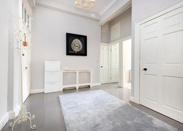 Joivy Contemporary Flat In The New Town Διαμέρισμα *