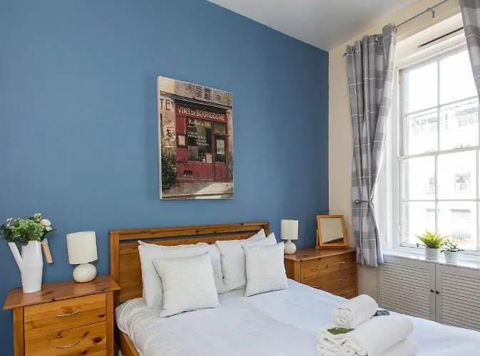 Downtown And 1 Bed In *