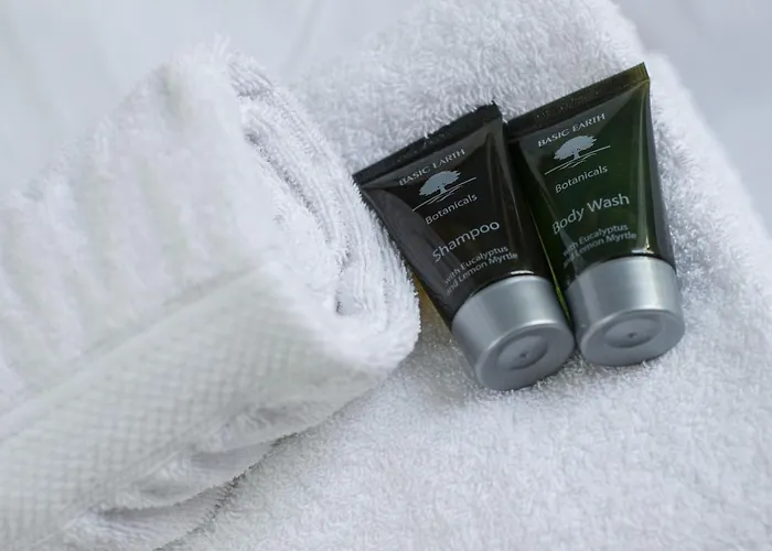 Downtown And 1 Bed In شقة *