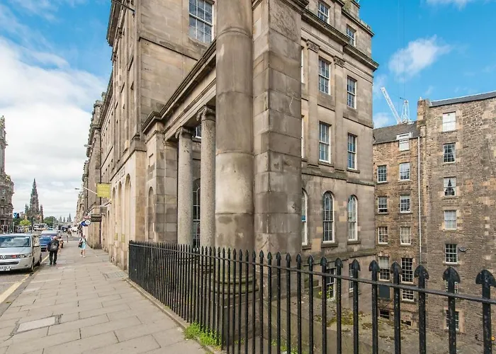 Downtown And 1 Bed In * إدنبرة