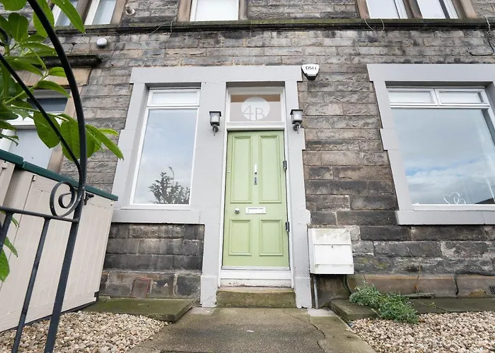 Meadowbank 3-bed *