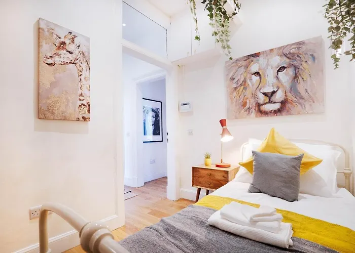 Meadowbank 3-bed * Edinburgh