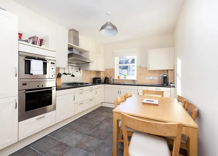 Joivy Modern Flat With Free Parking * 爱丁堡