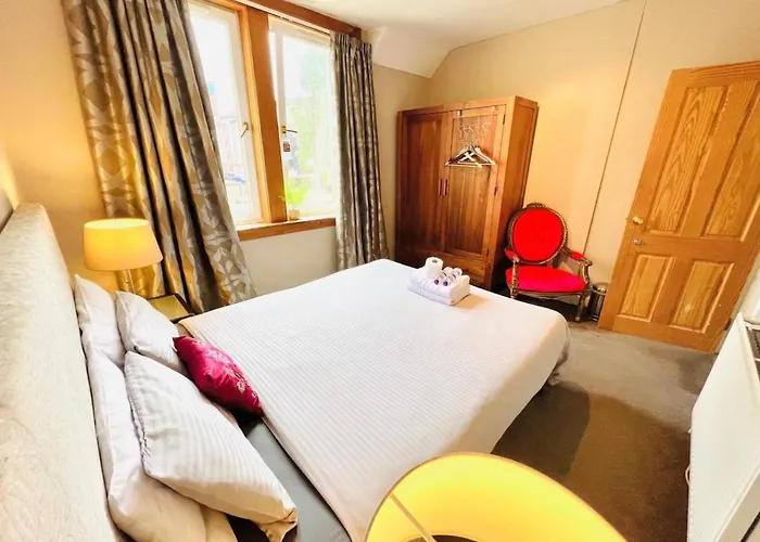 Leith Walk Budget * إدنبرة