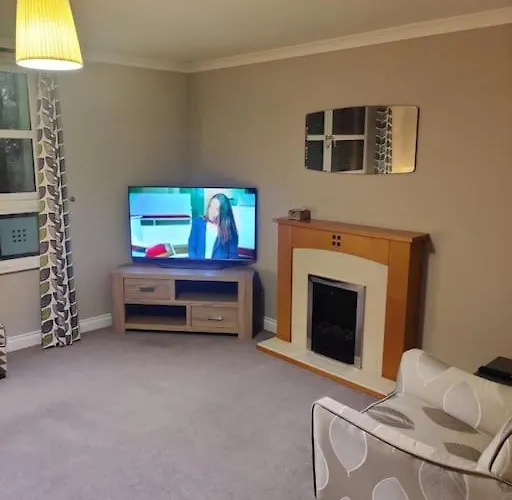 Next To The Palace And Royal Mile With Parking شقة إدنبرة