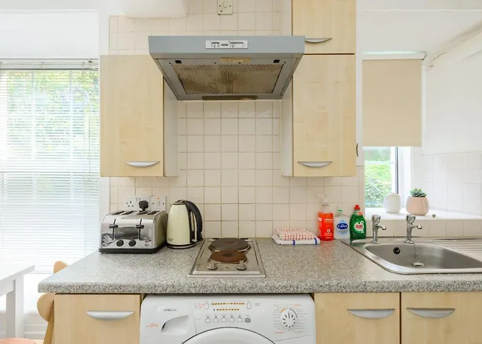 Near Usher Hall & Castle إدنبرة