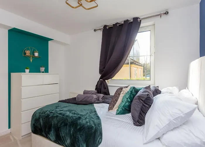 Stylish 2 Bedroom In