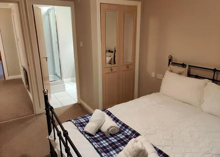 شقة Next To The Palace And Royal Mile With Parking إدنبرة