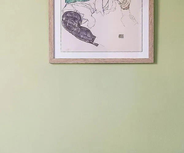 Centre 2 Bedroom Main Door * אדינבורו