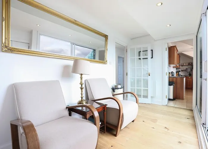 Luxury 3 Bed Royal Mile 아파트 *