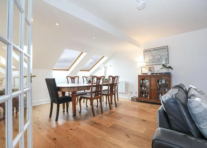 Luxury 3 Bed Royal Mile