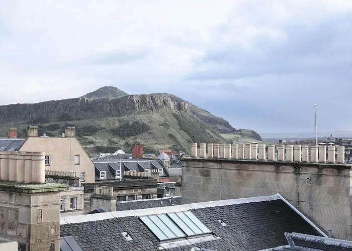 Luxury 3 Bed Royal Mile