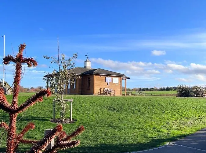 营地 Lovely 3 Bedroom In Seton Wi-fi Xbox 爱丁堡