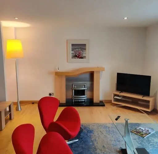 West End & Eicc With Parking Apartamento Edimburgo