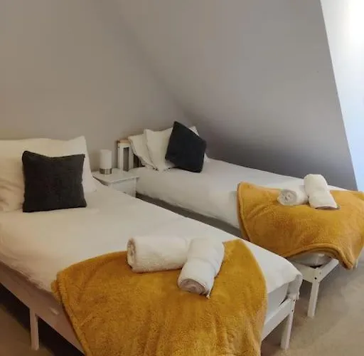 Apartamento West End & Eicc With Parking Edimburgo