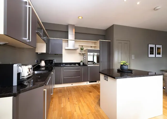 Апартаменты Joivy Luxury On George Street