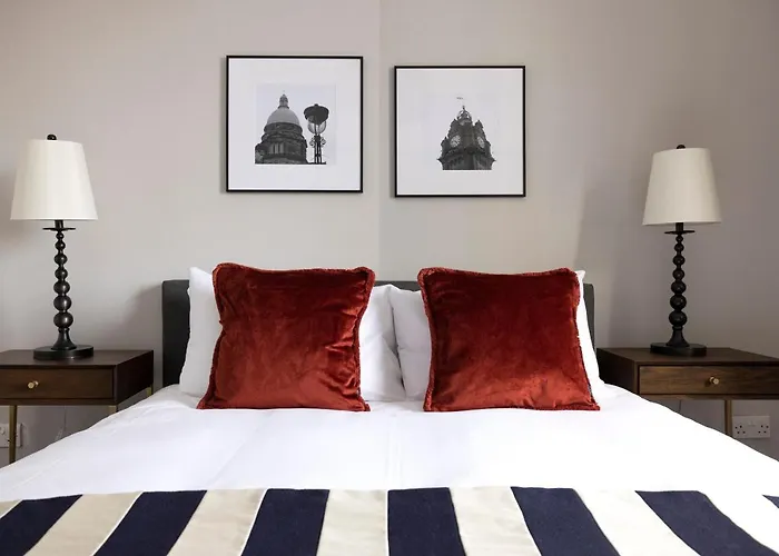 Апартаменты Joivy Luxury On George Street Эдинбург