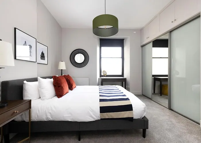 Апартаменты Joivy Luxury On George Street Эдинбург