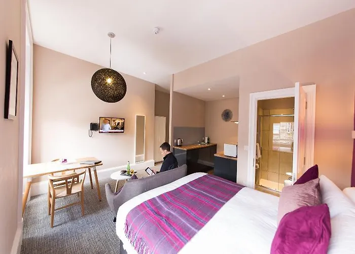 The Spires 3*