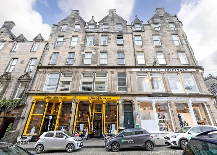 Joivy 1 Bed Flat In Old Town, Next To St Giles Cathedral Appartement