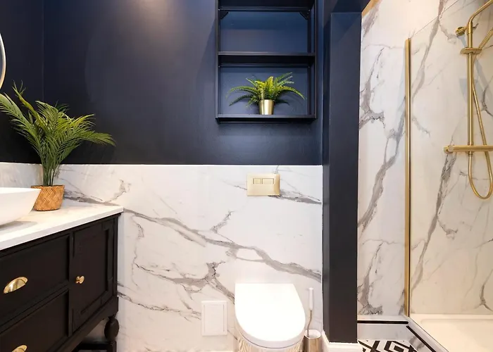 Joivy Bright And Modern Flat With Desk Apartment *