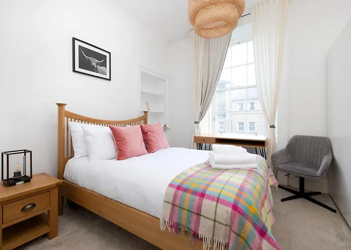Apartment Joivy Bright And Modern Flat With Desk *