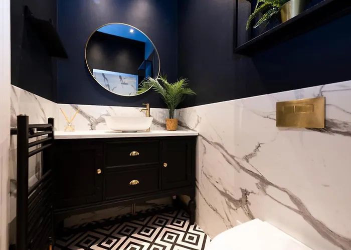 Joivy Bright And Modern Flat With Desk Apartment Edinburgh