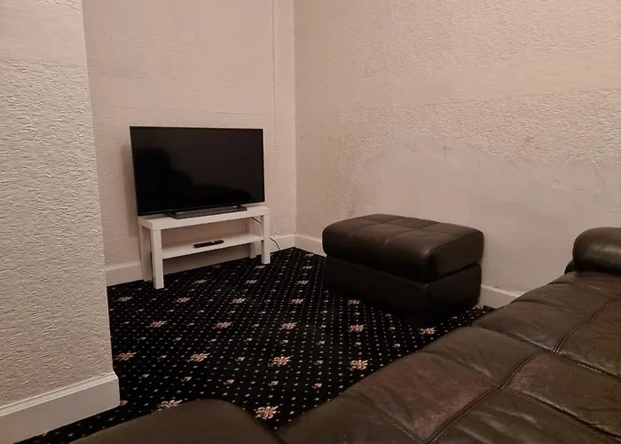Bright 3 Bedroom
