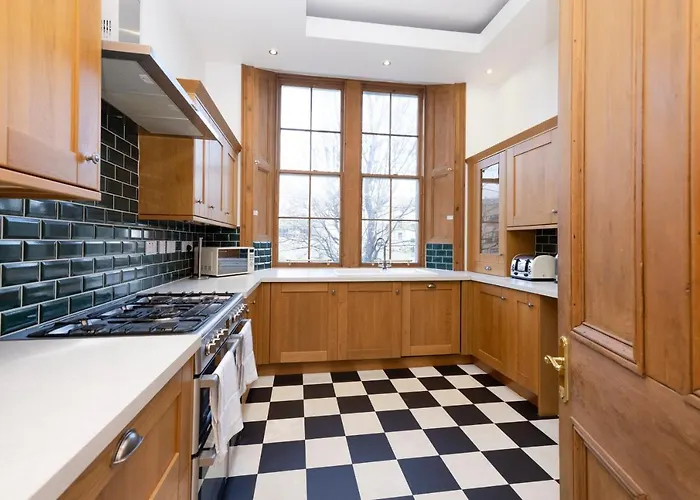 Joivy Spacious Near The Meadows Апартаменты