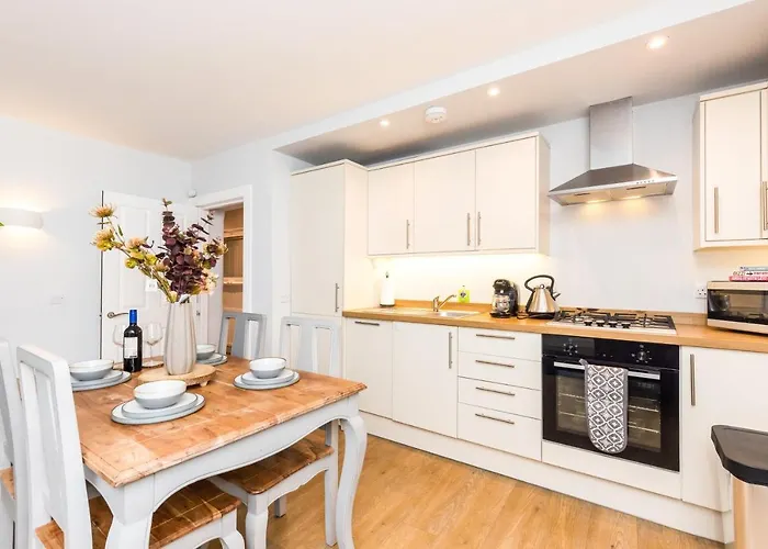 Lejlighed Luxury Modern 3 Bedroom In Centre *