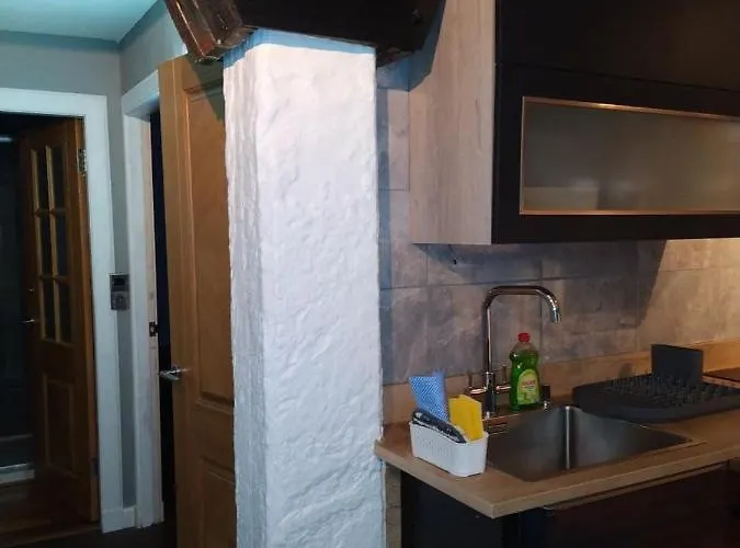 Lovely 2 Bedroom B-listed Converted Whisky Bond