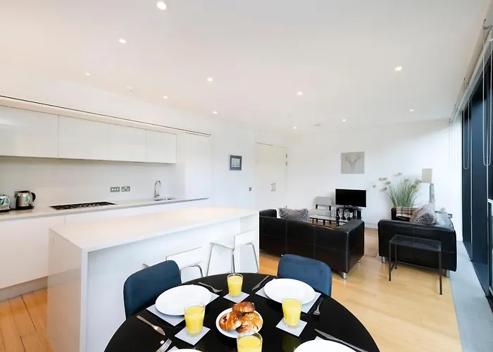 Altido Elegant Flat Near The Meadows With Parking * 에든버러