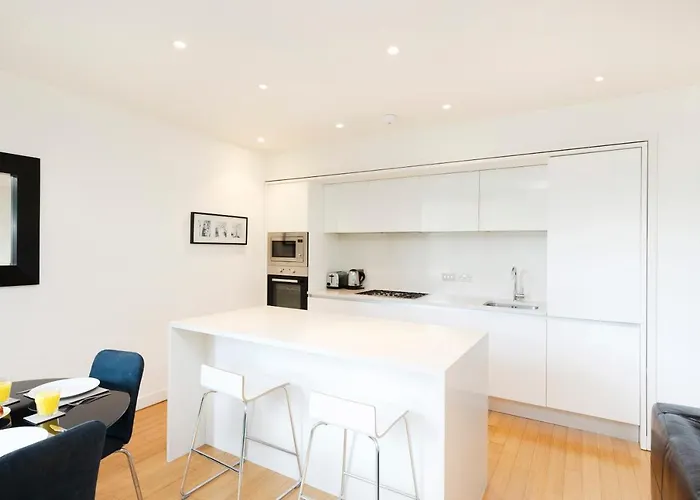 דירה Altido Elegant Flat Near The Meadows With Parking אדינבורו