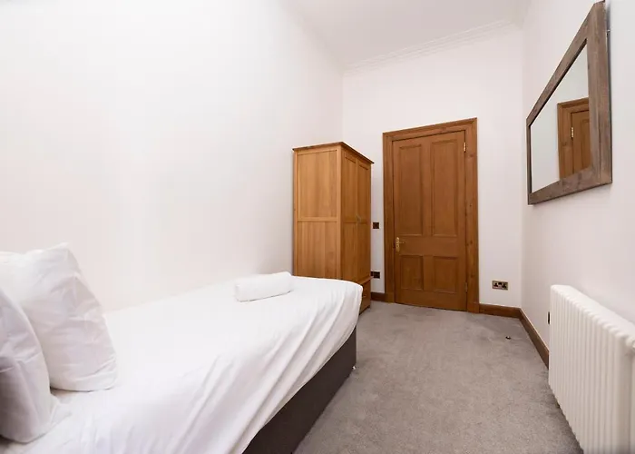 Joivy Spacious Near The Meadows
