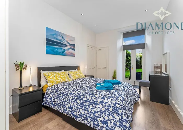 דירה Spacious 1 Bed Ground Floor With Garden אדינבורו