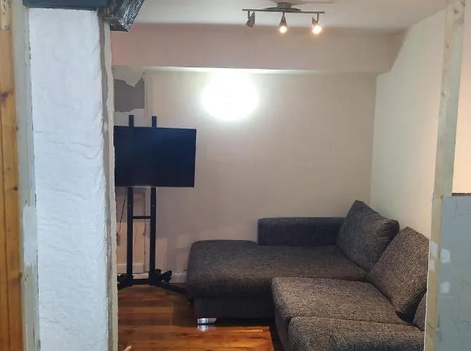 Daire Lovely 2 Bedroom B-listed Converted Whisky Bond Edinburgh