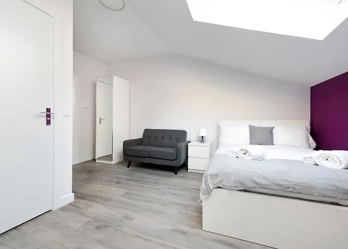 Altido Elegant Near The Meadows