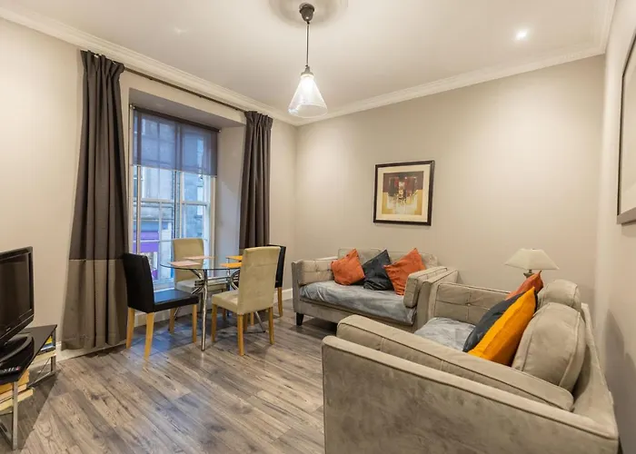 Apartamento Two Bedroom Within Walking Distance To Centre *