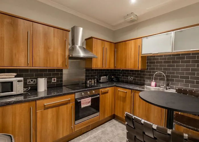 Two Bedroom Within Walking Distance To Centre Apartamento *