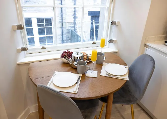 Lejlighed Joivy Tasteful On Rose South Edinburgh