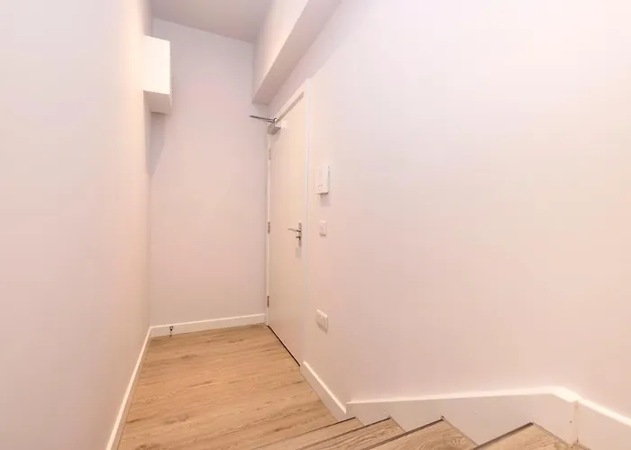 Altido Elegant Near The Meadows Apartament