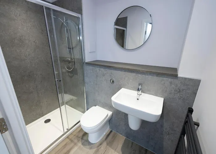 Altido Elegant Near The Meadows Apartament