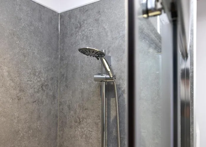 Altido Elegant Near The Meadows Apartament *