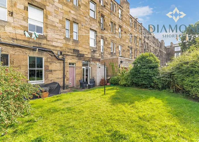 Spacious 1 Bed Ground Floor With Garden