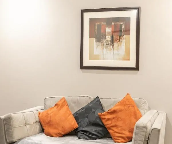 Apartamento Two Bedroom Within Walking Distance To Centre Edimburgo