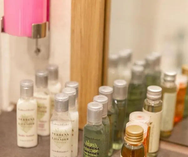 Two Bedroom Within Walking Distance To Centre Apartamento Edimburgo