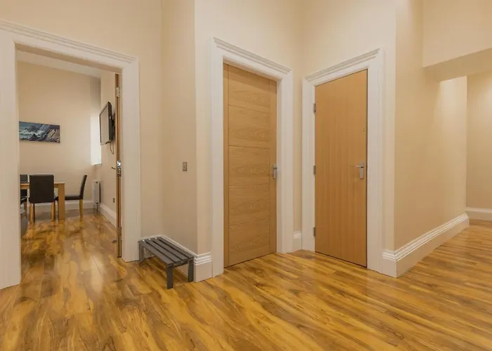 New 3-bedroom Close To Centre